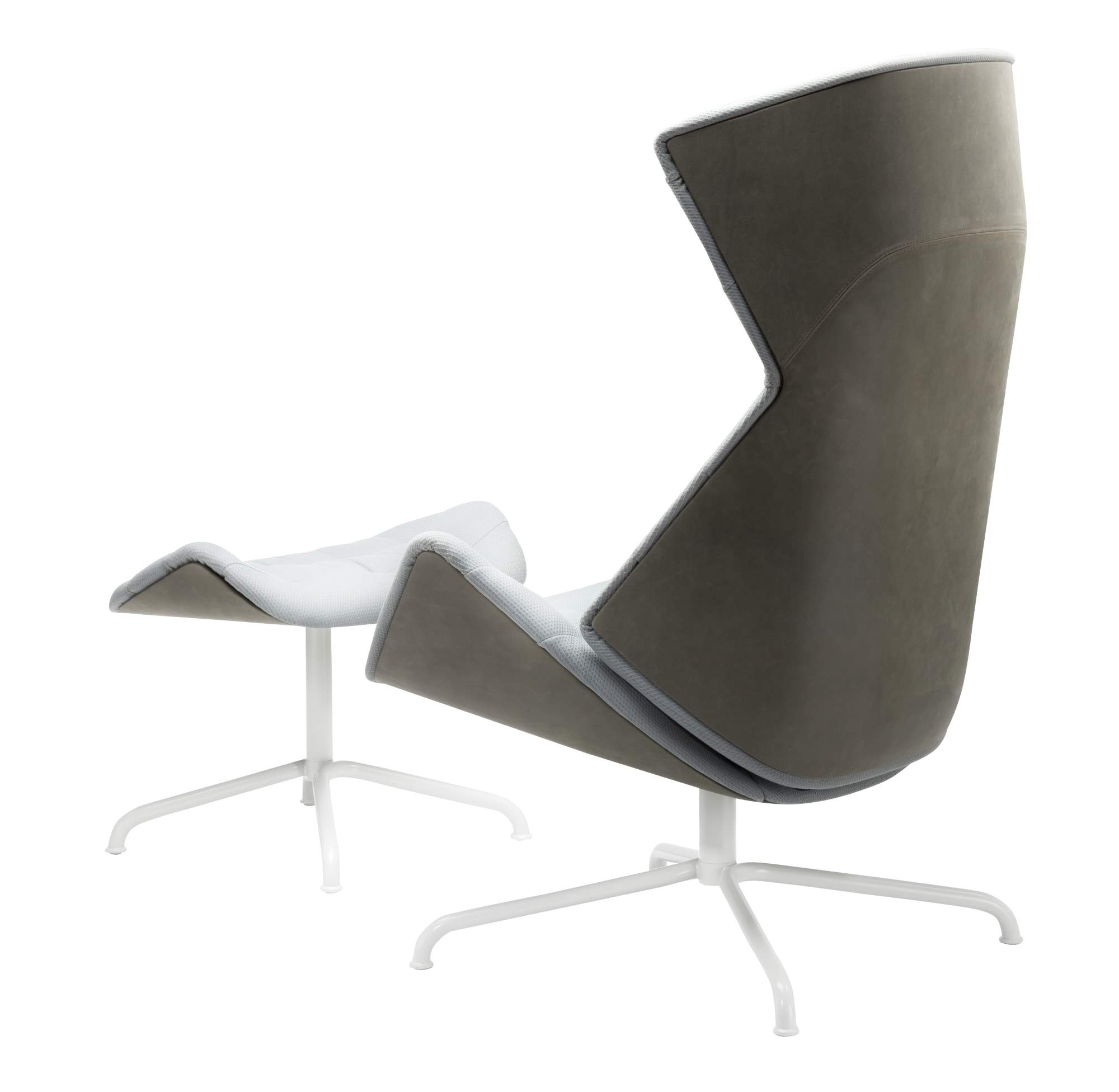 808 Lounge Sessel von Thonet mit Fußhocker, braunem Bezug und weißem Fußgestell.