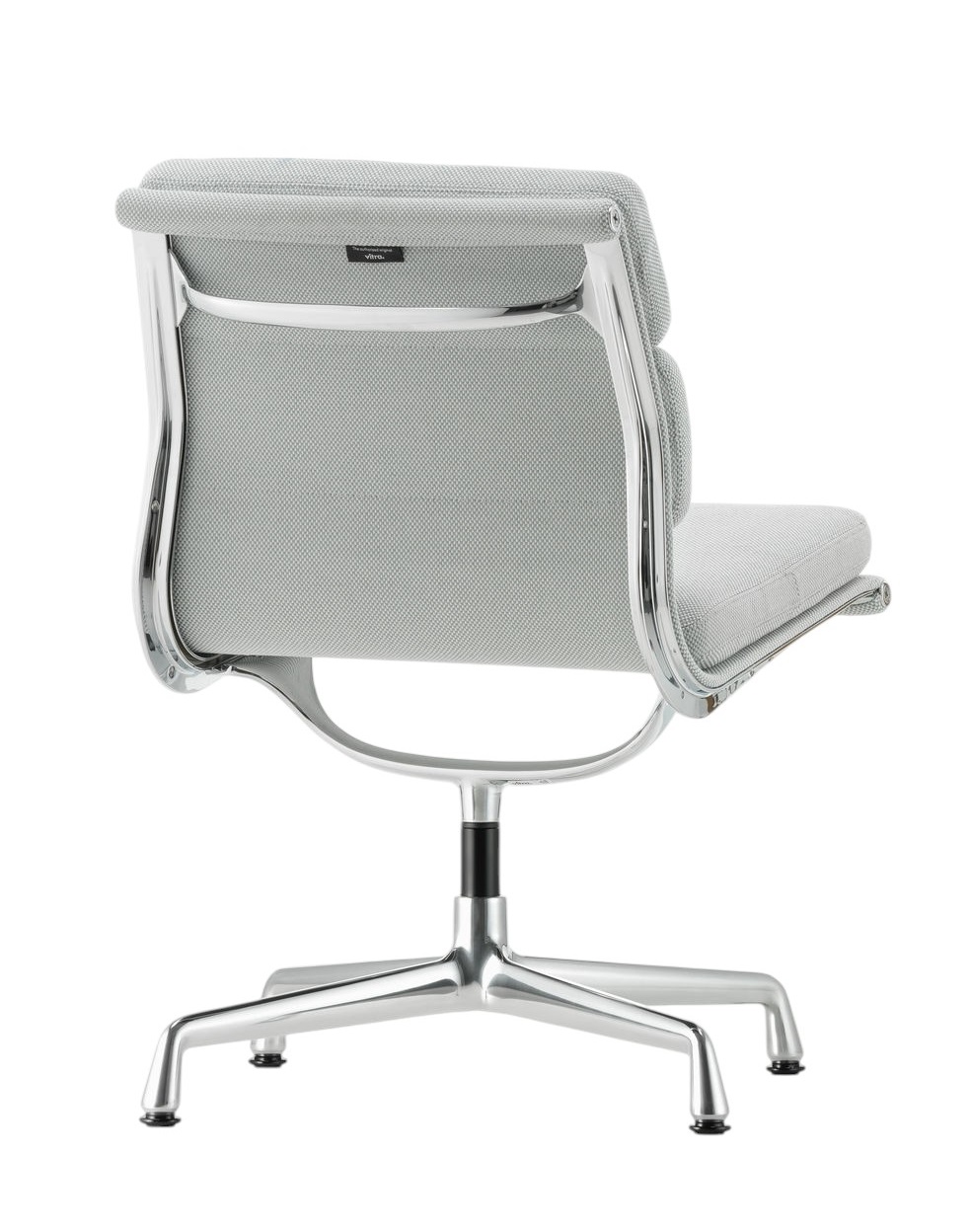 Rückansicht des Vitra Soft Pad Chair EA205 mit grauem Stoffbezug und verchromtem Aluminiumgestell.