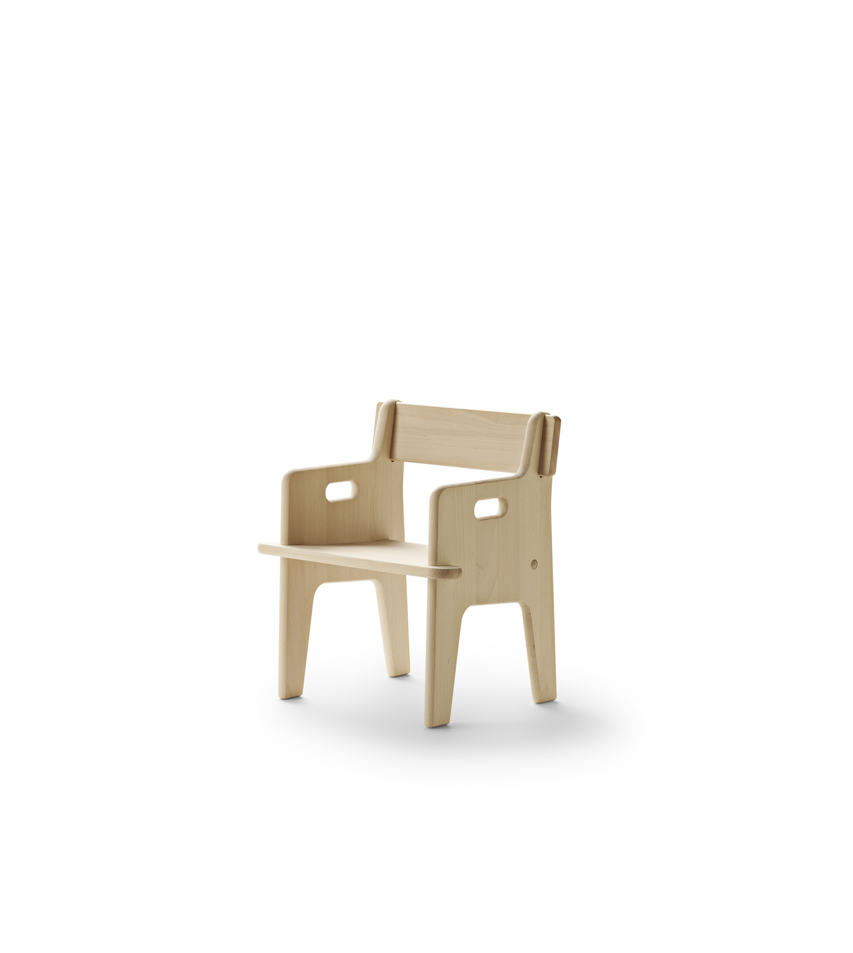 CH410 Kinderstuhl von Carl Hansen & Søn aus hellem Holz mit Armlehnen.