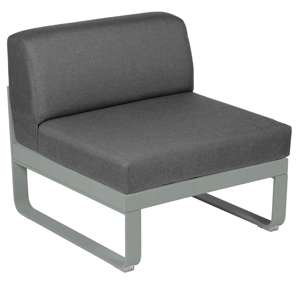 Bellevie Fermob Outdoor Sofa 1-Sitzer Modul Mitte in Grau, modernes Gartenmöbel Design.
