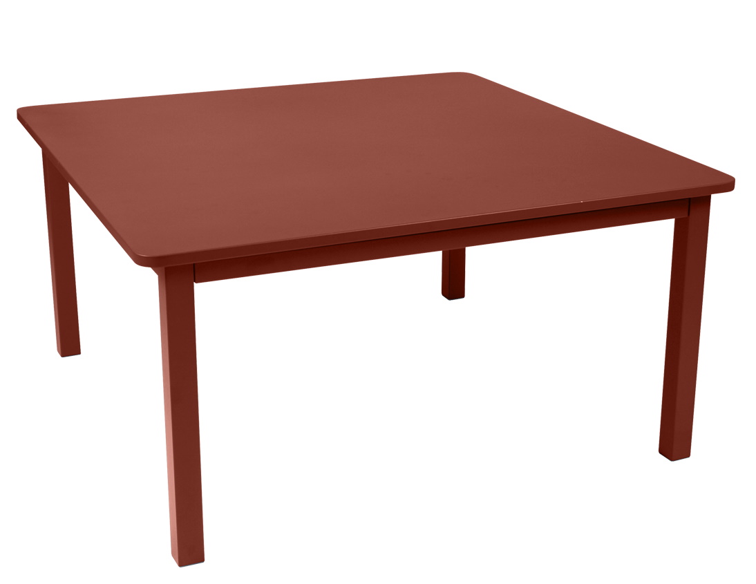 Quadratischer, roter Craft Tisch von Fermob für den Außenbereich, ideal für Garten und Terrasse.
