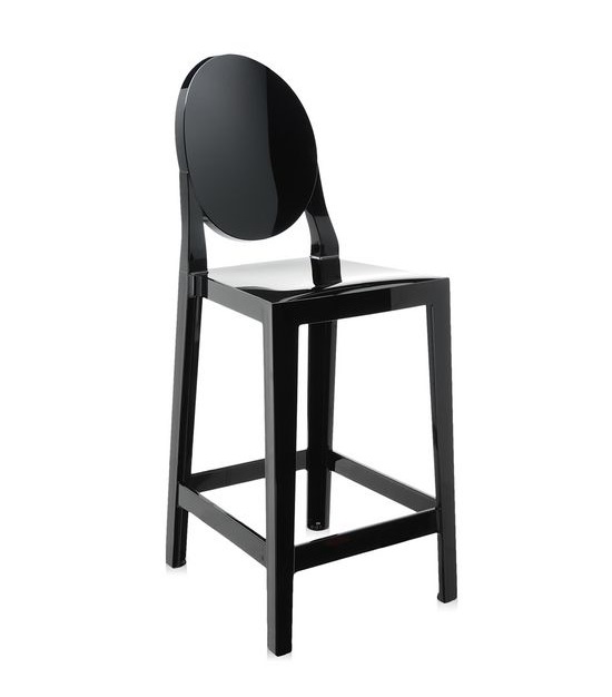 Schwarzer One More Barhocker von Kartell: Moderner, runder Design-Hocker aus transparentem Kunststoff für Küche und Bar.