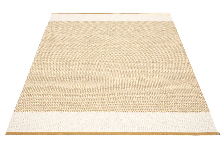 Beiger Pappelina Teppich "Edit" 230x320 cm mit hellem Rand, gewebter Bodenbelag für Wohnräume.