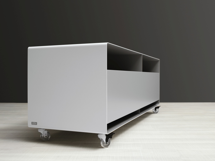 Graues R109N Sideboard von Müller Möbelfabrikation mit Rollen, modernes Möbelstück für Wohnzimmer und Büro.