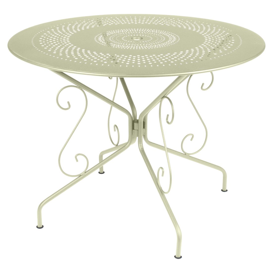 Runder, beiger Montmartre Tisch von Fermob für den Außenbereich mit filigranem, durchbrochenem Design.