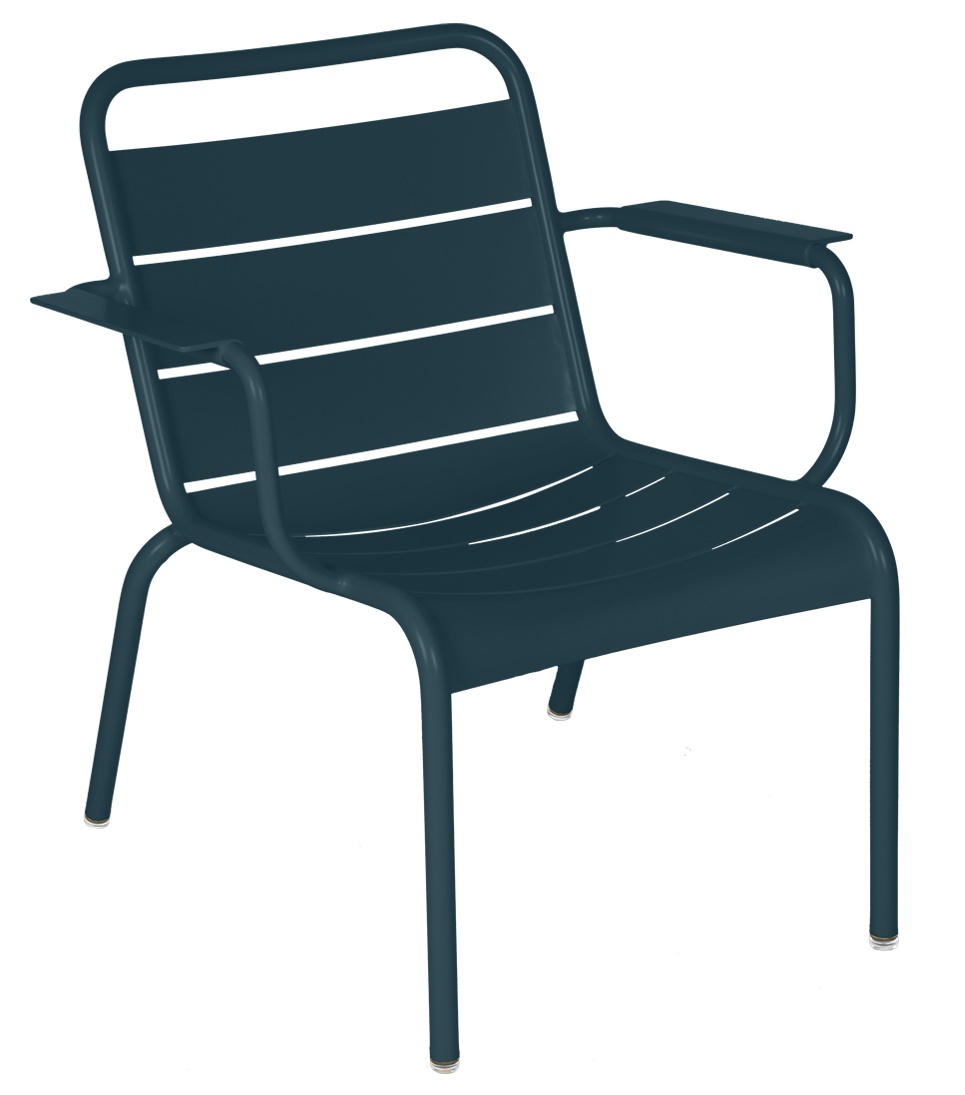 Blauer Luxembourg Lounge Sessel von Fermob für den Außenbereich, Garten und Terrasse.