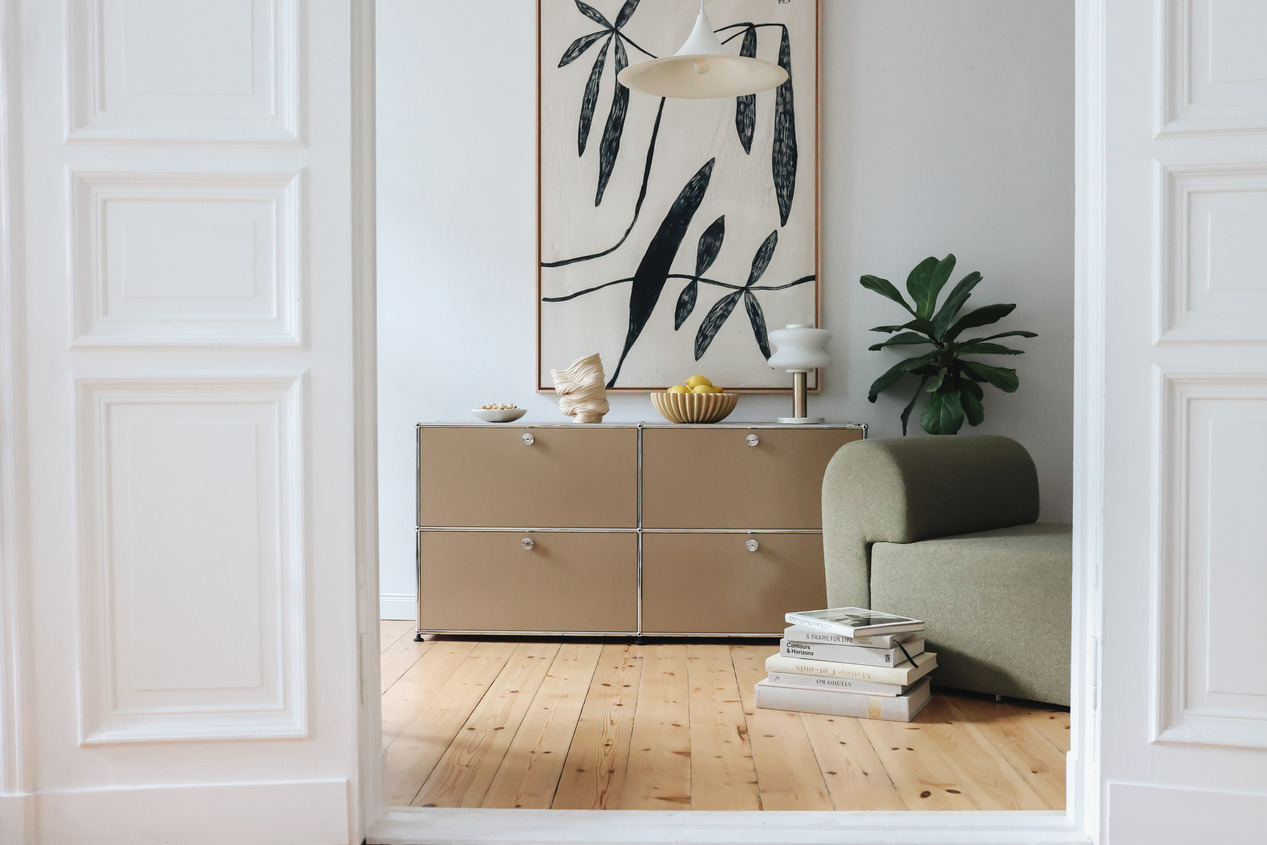 USM Haller dressoir E2 met 4 klapdeuren