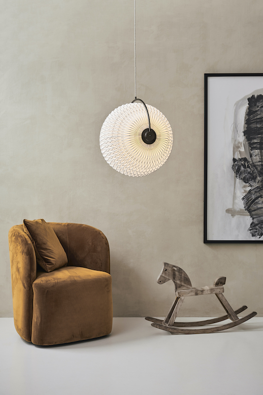 CALEO ORIGINAL Le Klint Pendelleuchte aus Papier, runde Hängelampe im Wohnzimmer.