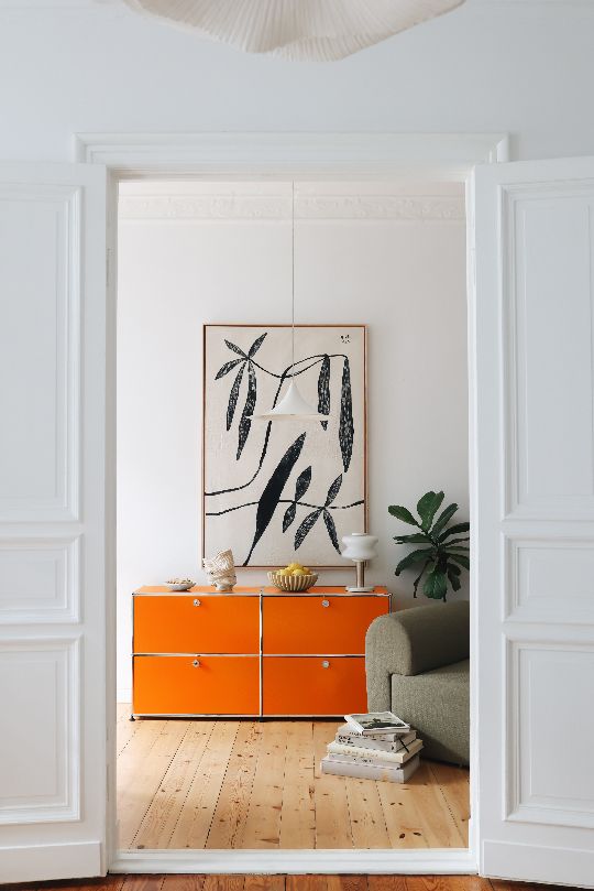 USM Haller dressoir E2 met 4 klapdeuren