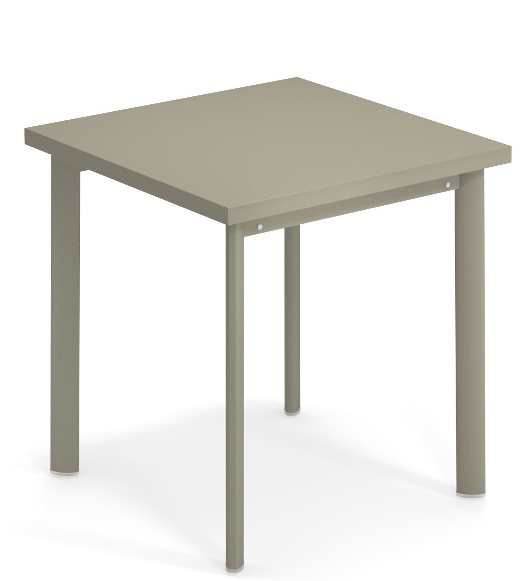 Quadratischer, beiger Star Tisch von Emu für den Außenbereich, ideal für Garten, Terrasse und Balkon.