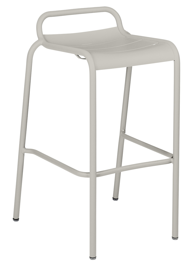 Luxembourg Barhocker von Fermob, ein grauer Outdoor Barstuhl aus Metall mit Rückenlehne.