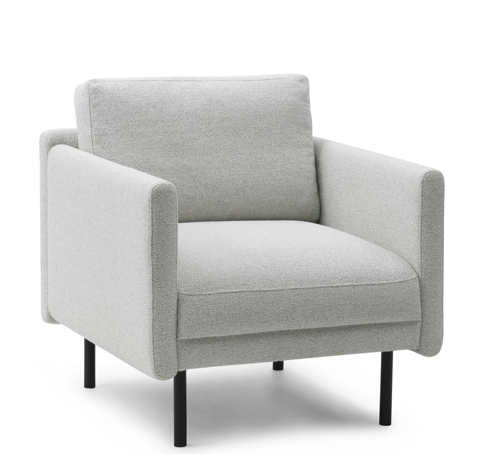 Rar Lounge Chair Sessel von Normann Copenhagen in hellgrauem Bouclé-Stoff und schwarzen Füßen.
