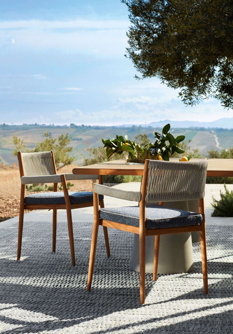 Dine Out Chair stoel met zitkussen van Cassina