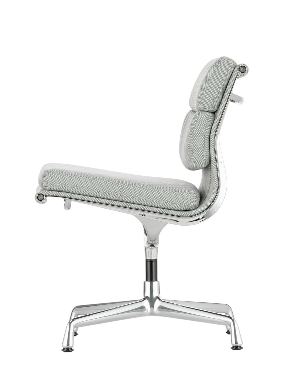 Vitra Soft Pad Chair EA 205 mit grauem Stoffbezug und poliertem Aluminiumfuß, Seitenansicht.