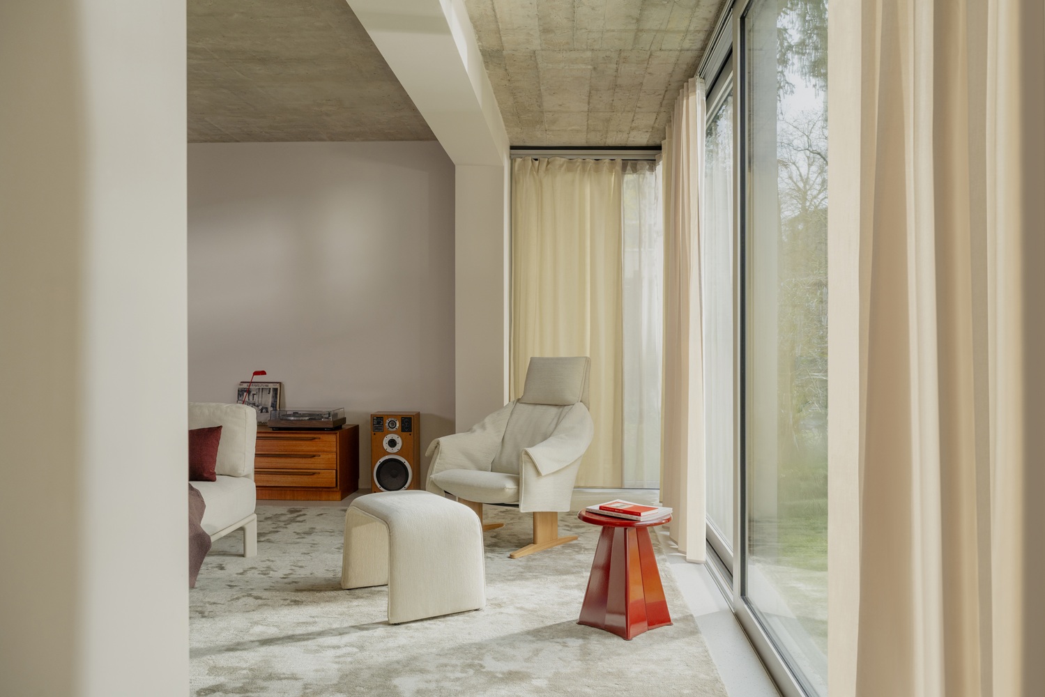 Bascule Fauteuil met hoge rugleuning en bank Vitra