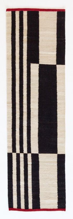 Nanimarquina Läufer Mélange Stripes, 80x240 cm, mit schwarzen und beigen Streifen. Teppich für Flur.
