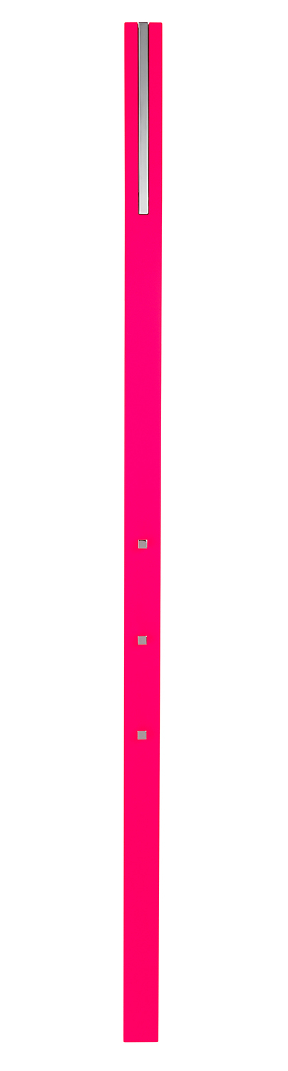 Pinkes Line Garderobenelement von Schönbuch mit drei Haken und silberner Metallschiene für Flur und Diele.