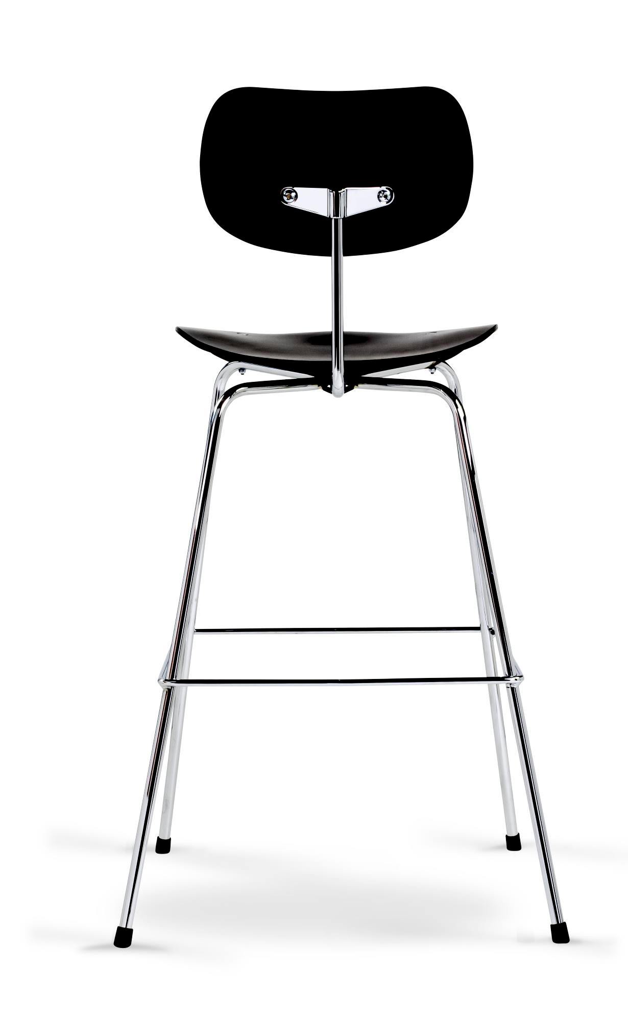 SB 68 Barhocker von Wilde+Spieth, Buche klar lackiert, Chromgestell, modernes Design für Küche und Bar.