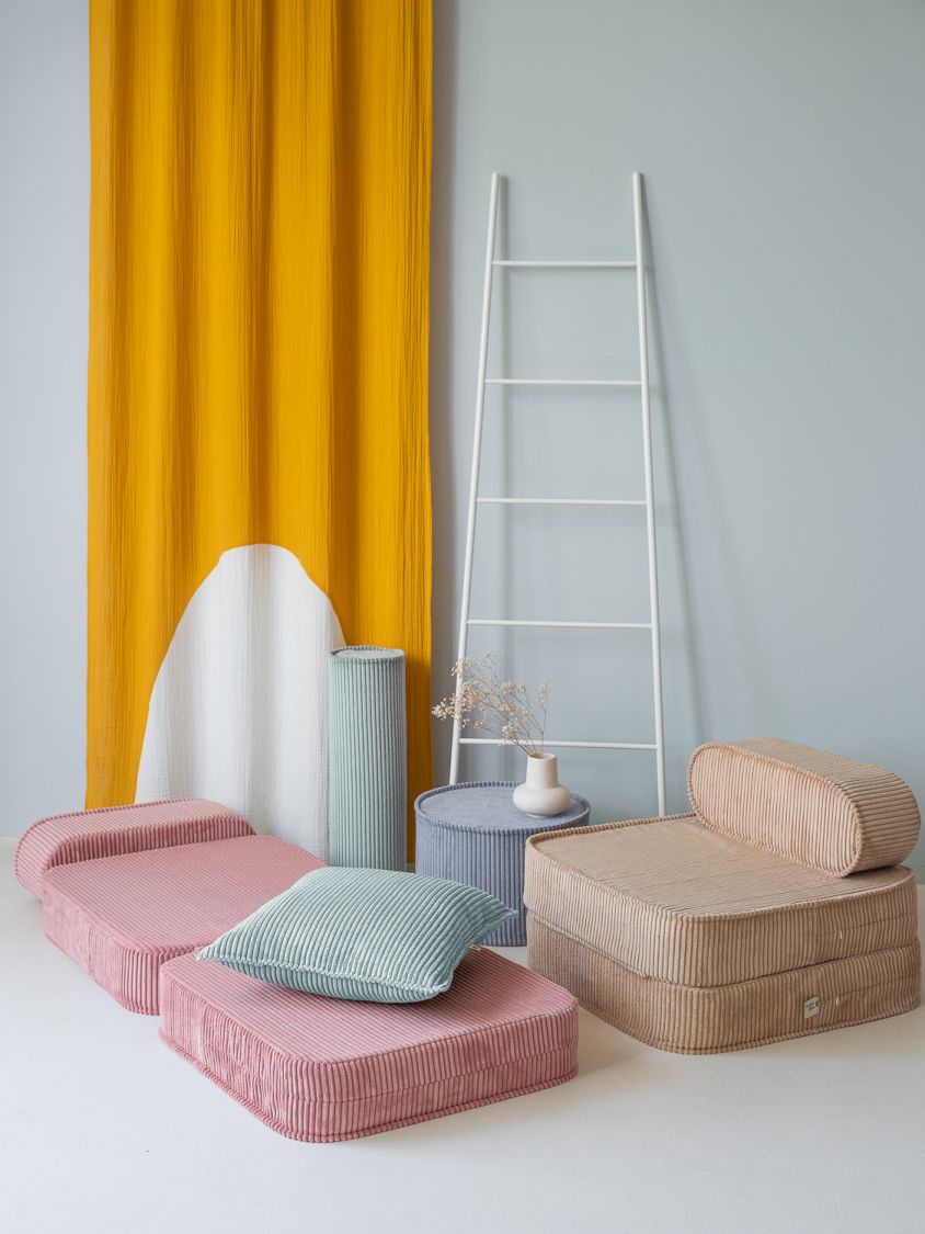 Wigiwama Pink Mousse kinderklapstoel