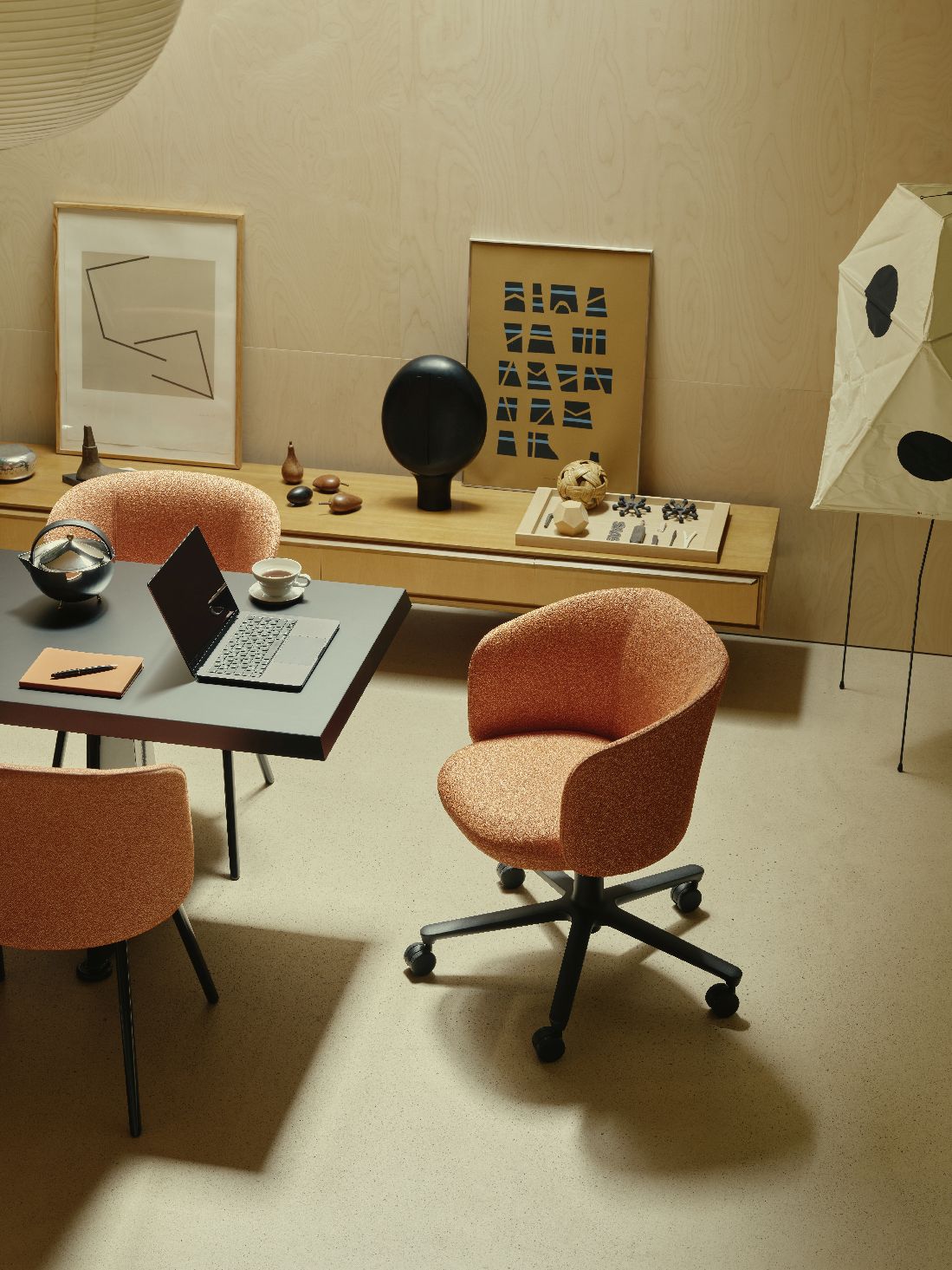 Akari vloerlamp UF3-Q Vitra