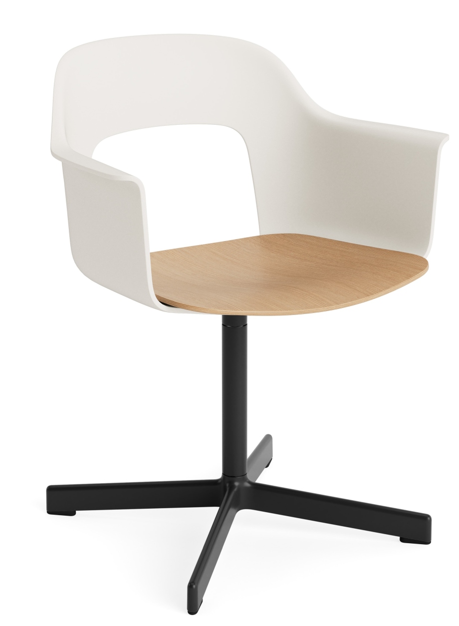 Layout Armchair 232 von Hay: Weißer Armlehnstuhl mit Holz-Sitzfläche und schwarzem Fußkreuz für Büro und Wohnzimmer.