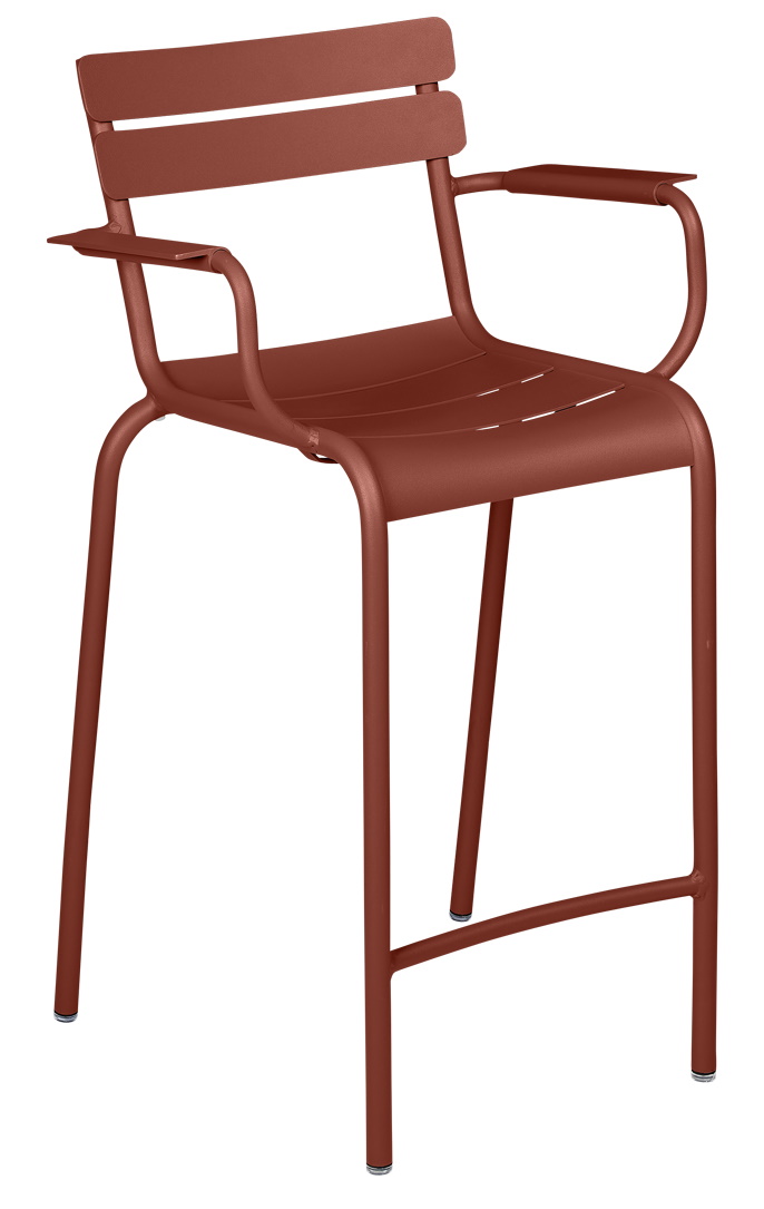 Luxembourg Barhocker von Fermob in roter Farbe, Outdoor-Barstuhl aus Metall mit Armlehnen.
