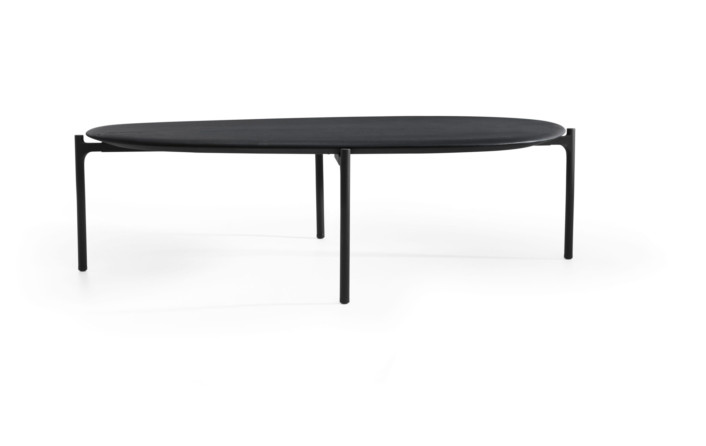 Ishino Wood Table von Walter Knoll, moderner Beistelltisch aus Holz in Schwarz, minimalistisches Design.