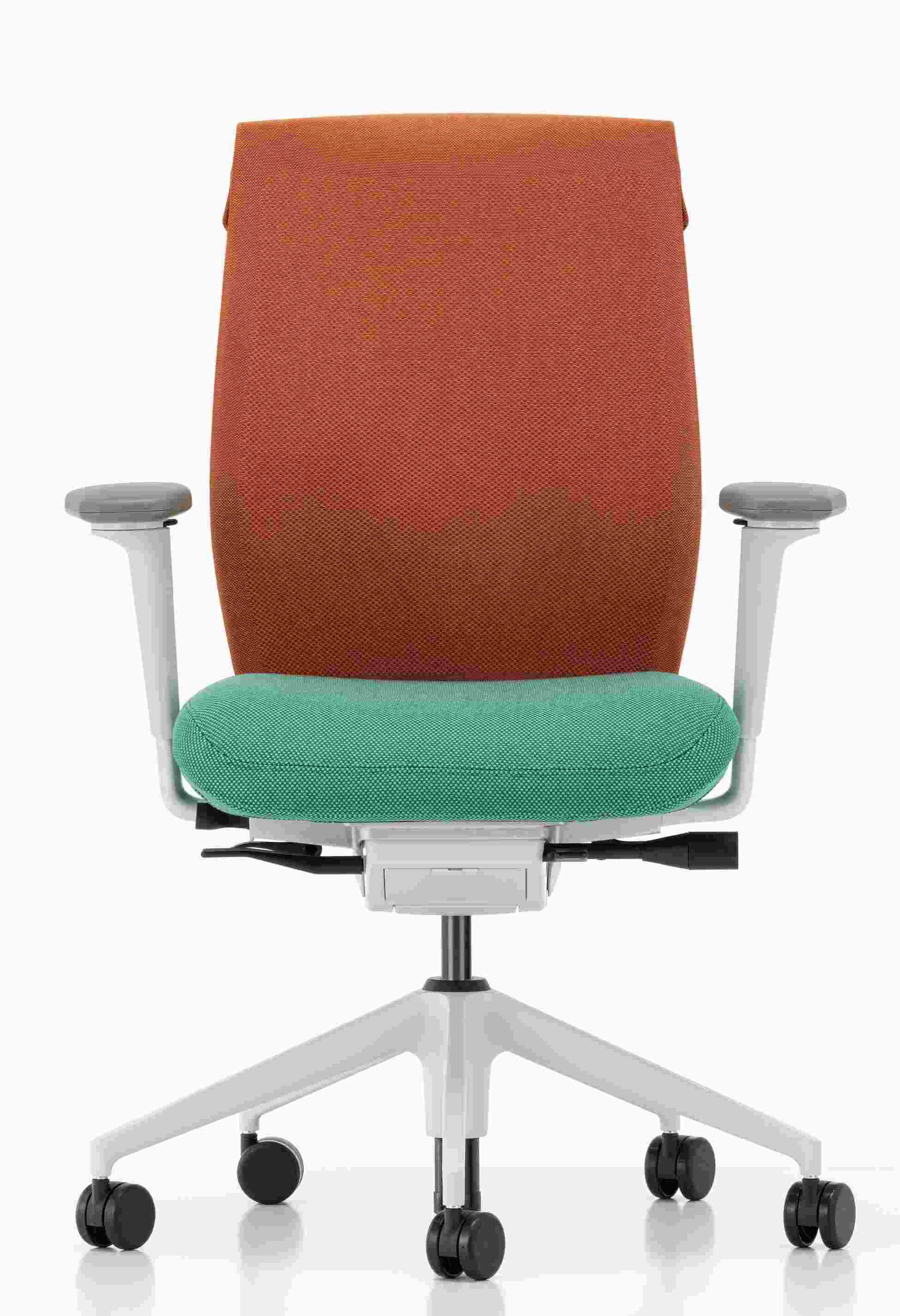 Vitra ID Cloud Bürodrehstuhl mit orangefarbener Rückenlehne und grünem Sitzpolster, ergonomisch und modern.