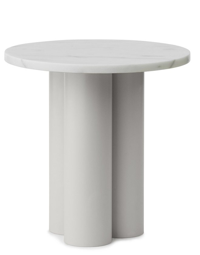 Dit Coffee Table von Normann Copenhagen, runder Beistelltisch mit Marmorplatte und drei zylindrischen Beinen.