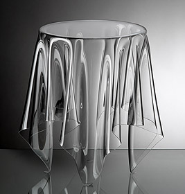 Essey Illusion transparante bijzettafel, Klein & More, uniek exemplaar.