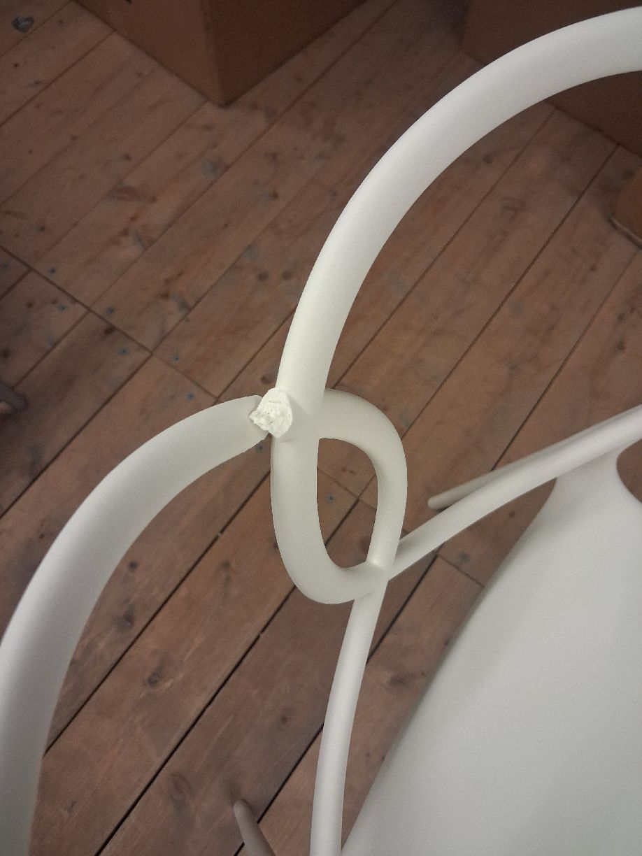 Sissi fauteuil WIT Driade EXEMPLAAR MET GEBREKEN