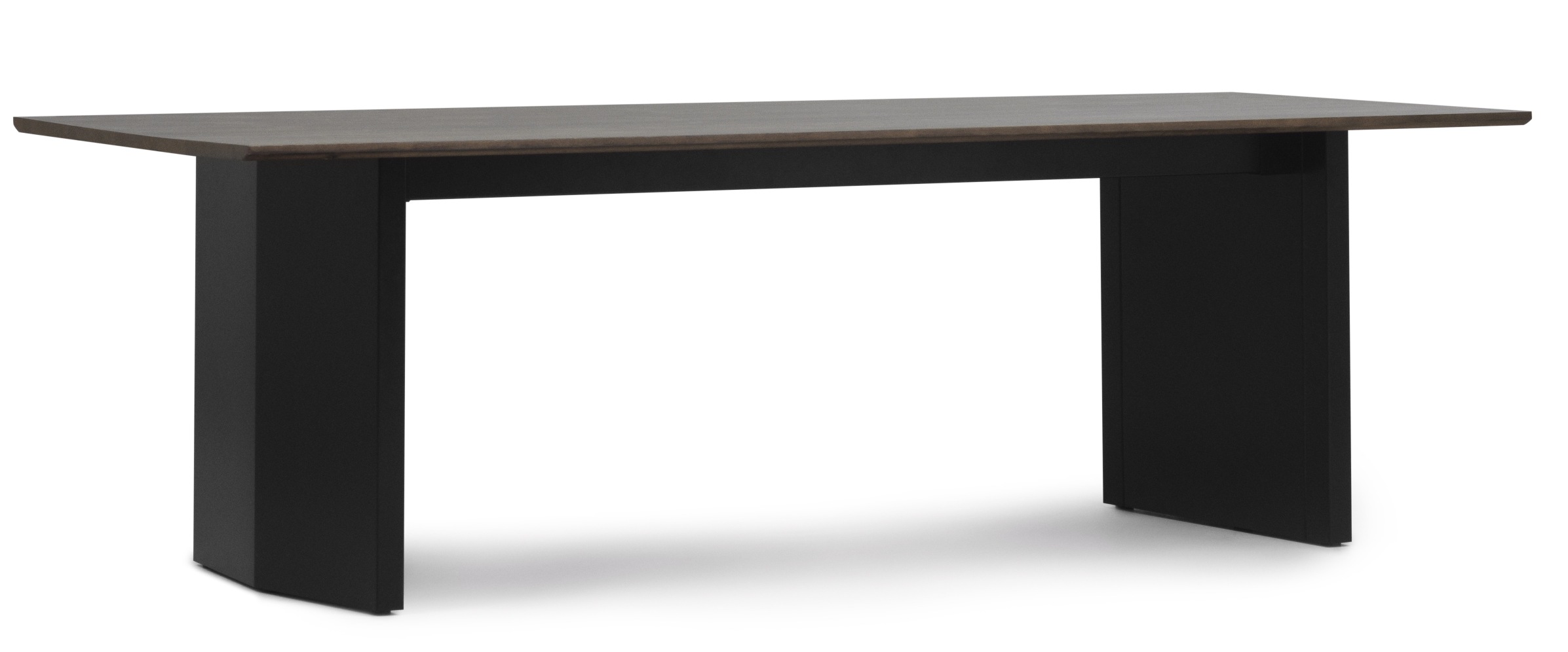 Normann Copenhagen Panel Tisch, Esstisch mit dunkler Tischplatte und schwarzen Beinen, modernes Design für Esszimmer.