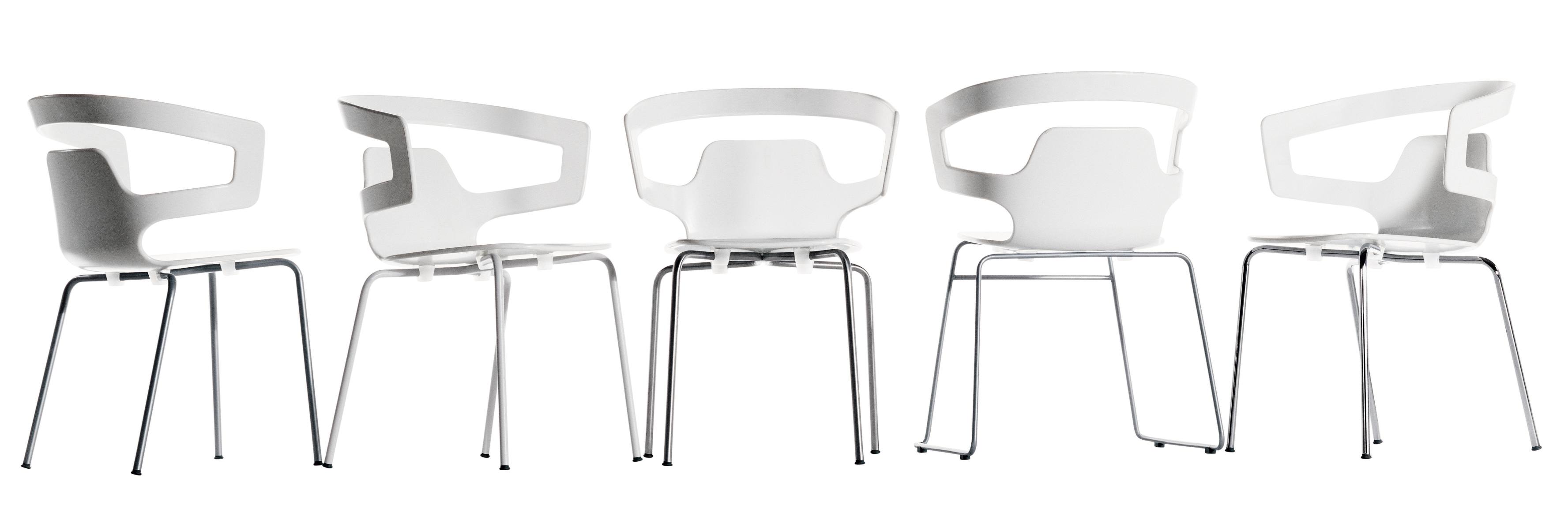 Fünf weiße Segesta Chair 500 Stühle von Alias, moderne Sitzmöbel mit Stahlgestell für Esszimmer und Büro.