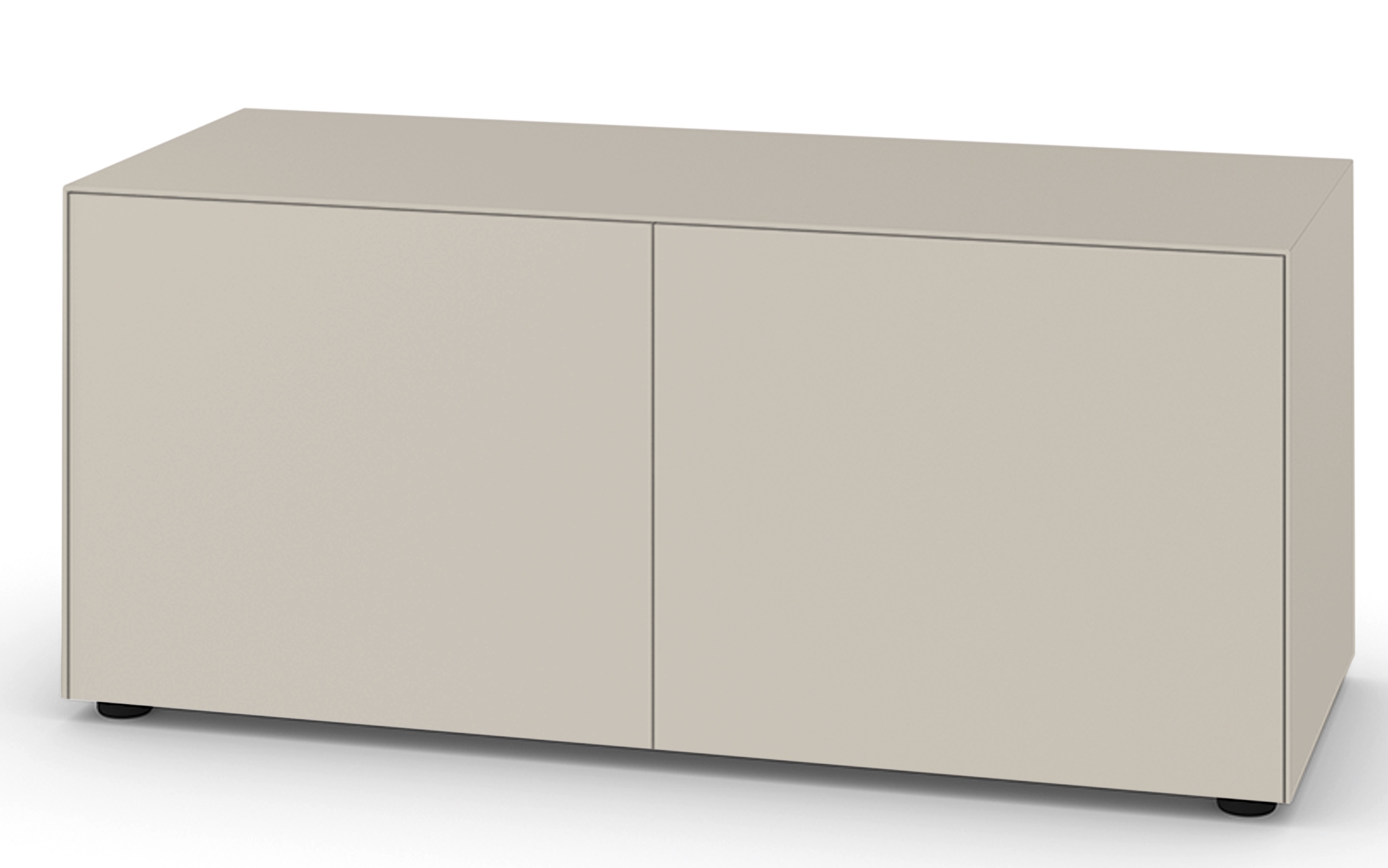 Beige Nex Pur Box Board von Piure mit zwei Türen, minimalistisches Design für modernes Wohnen.