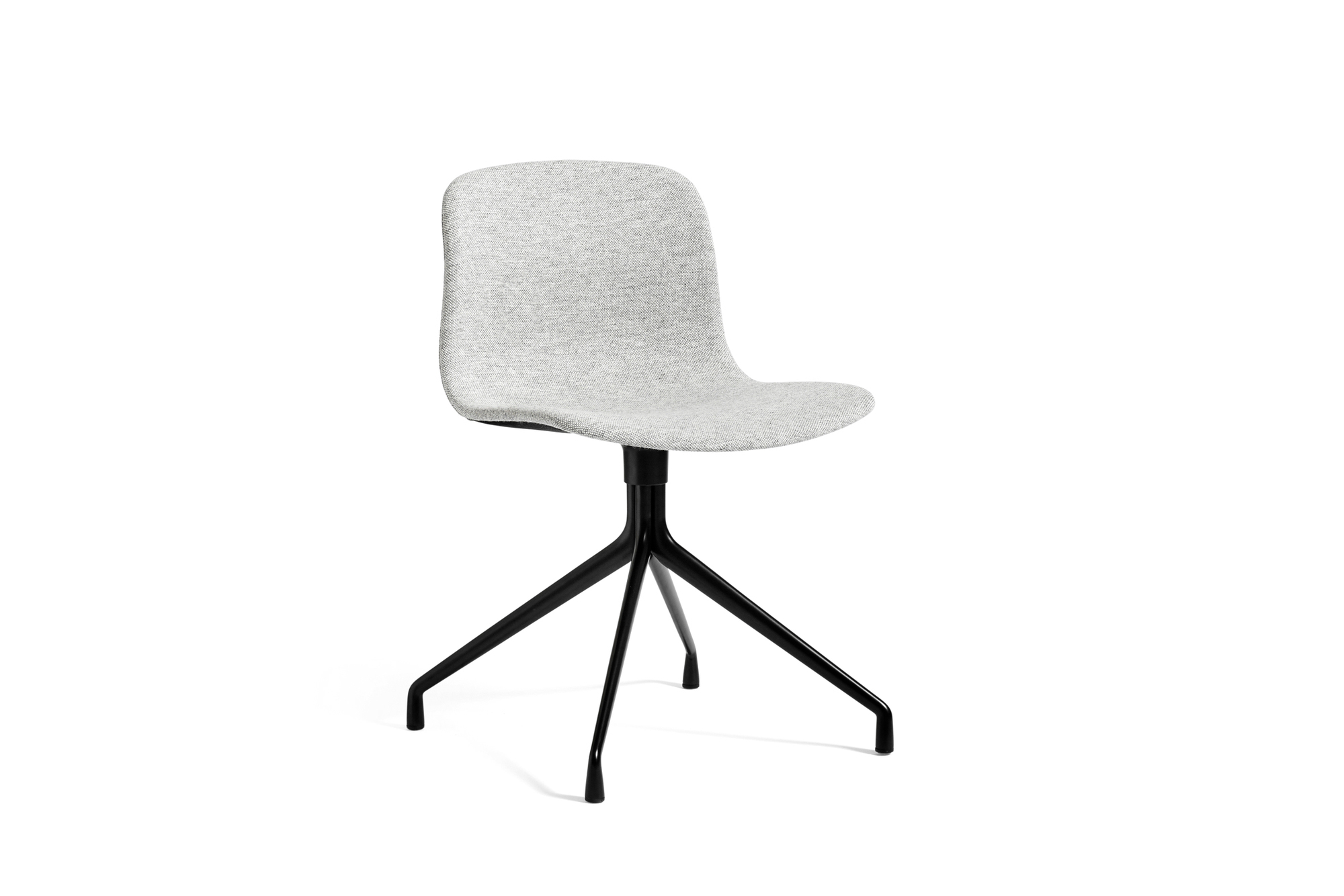 About a Chair AAC11 Stuhl von Hay, vollgepolstert in Grau mit schwarzem Drehfuß.