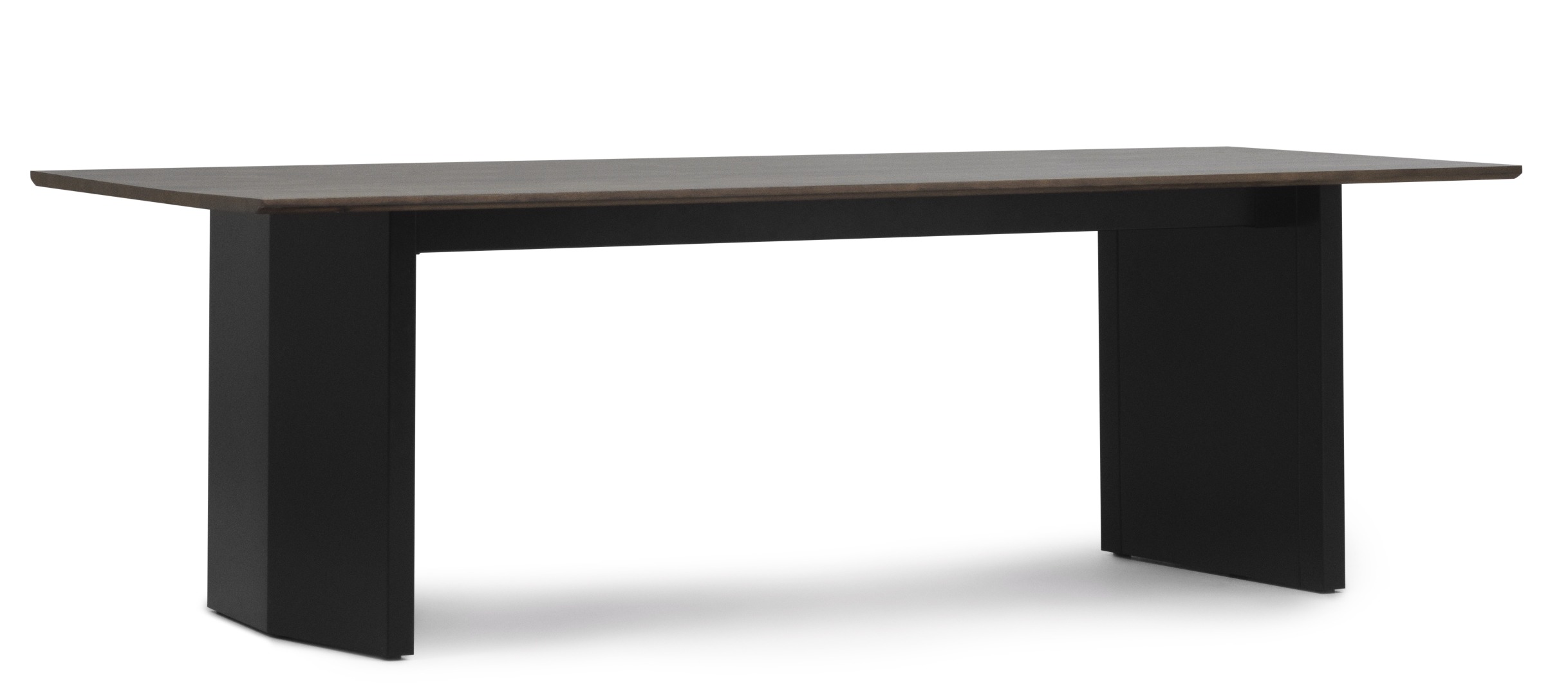 Normann Copenhagen Panel Tisch, Esstisch mit dunkler Holzplatte und schwarzen Beinen, modernes Design.