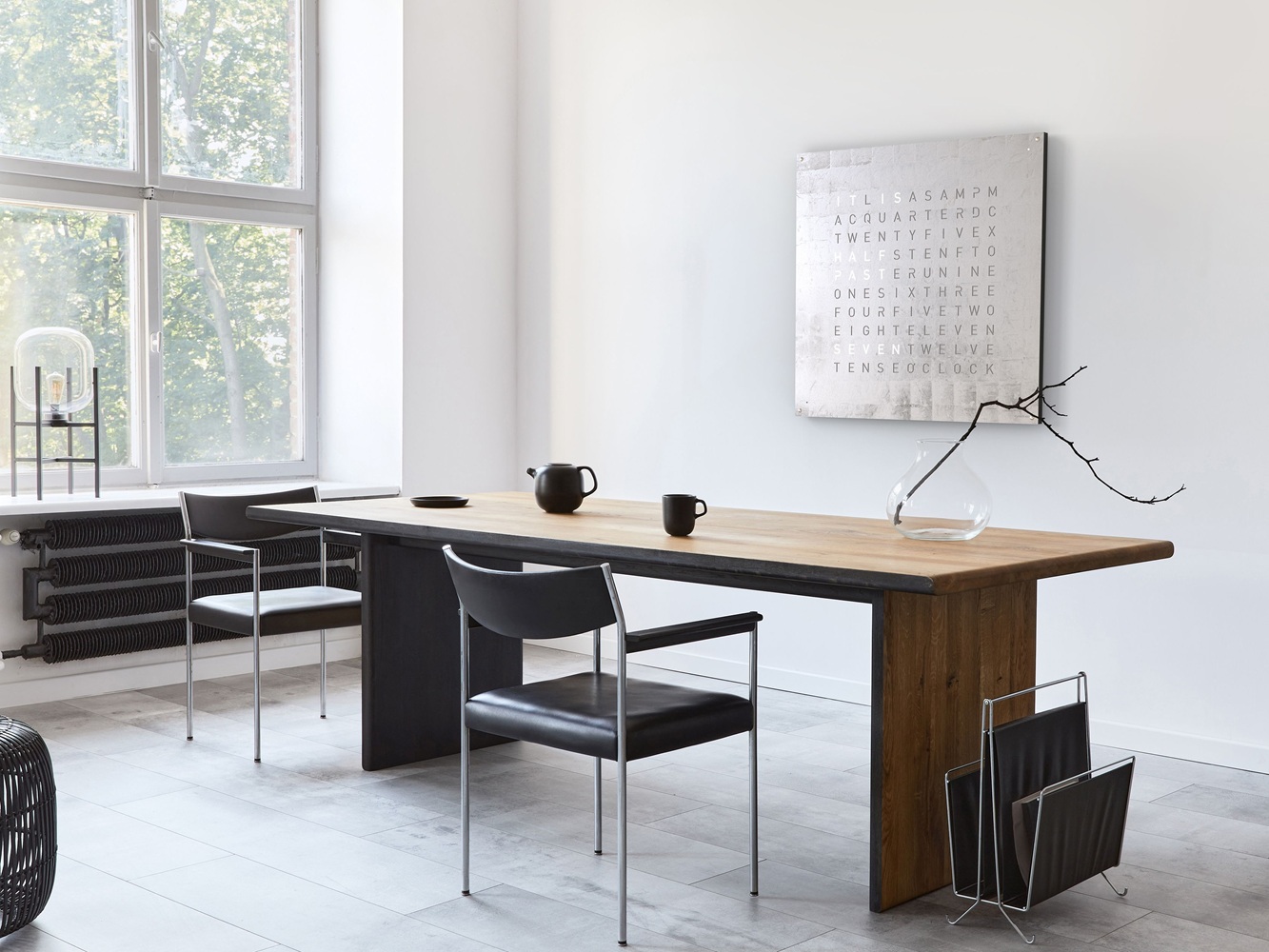 Earth 90 Creator's Edition wandklok / Tijdsobject Duits QLOCKTWO