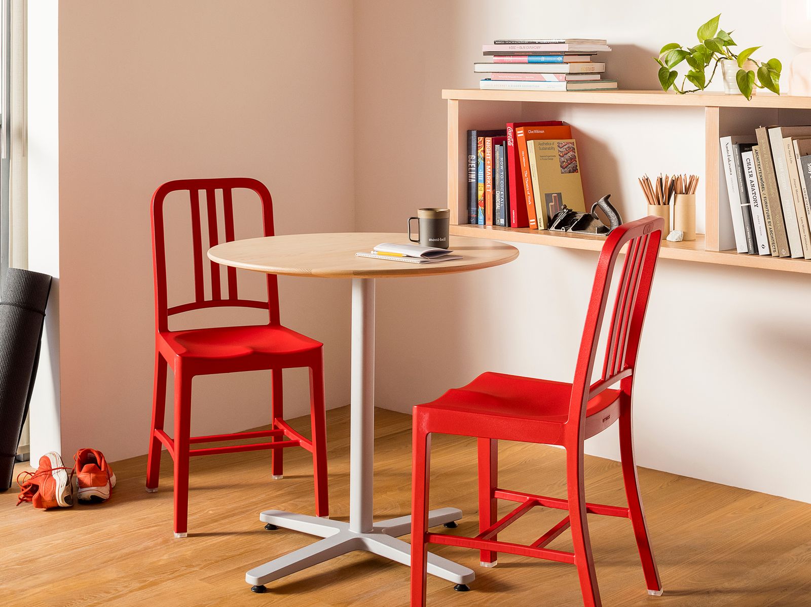 111 Navy Chair stoel Emeco Red