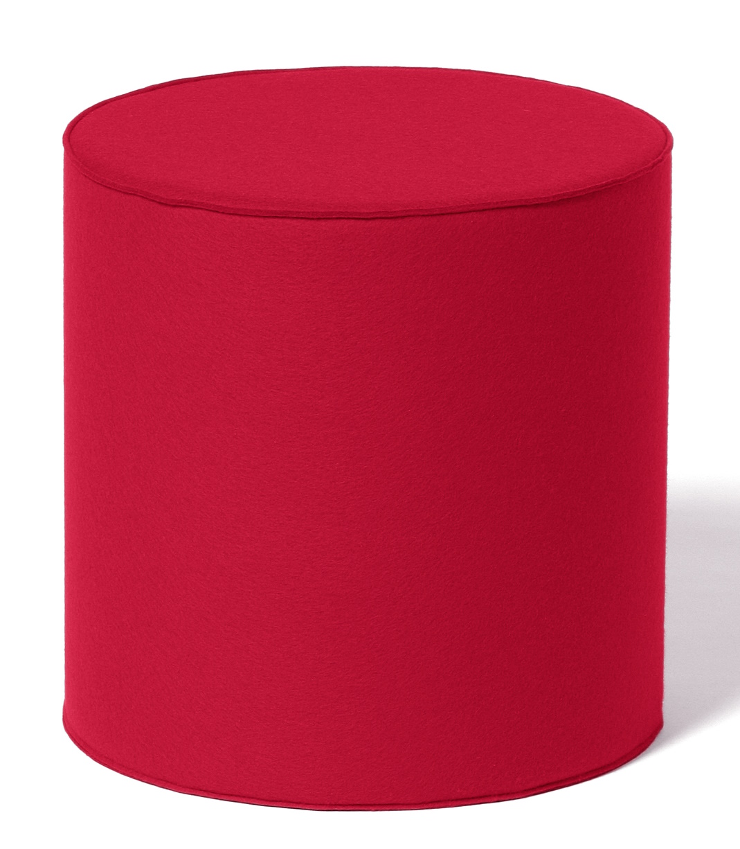 Runder, roter Sitzhocker aus Stoff, ideal als Fußhocker oder Beistelltisch für modernes Wohnen.