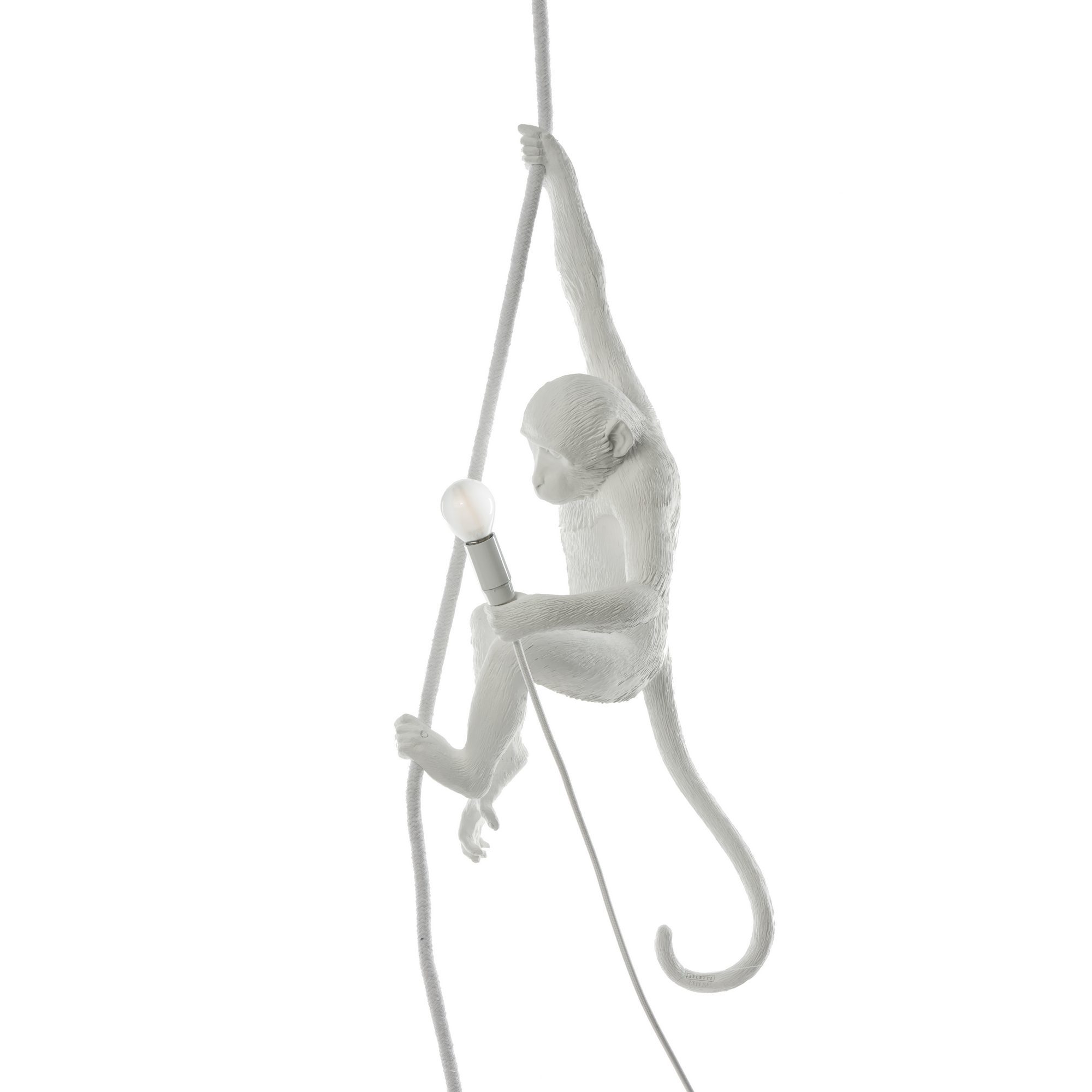 Weiße Monkey Lamp Pendelleuchte von Seletti, Affe hält eine Glühbirne an einem Seil.
