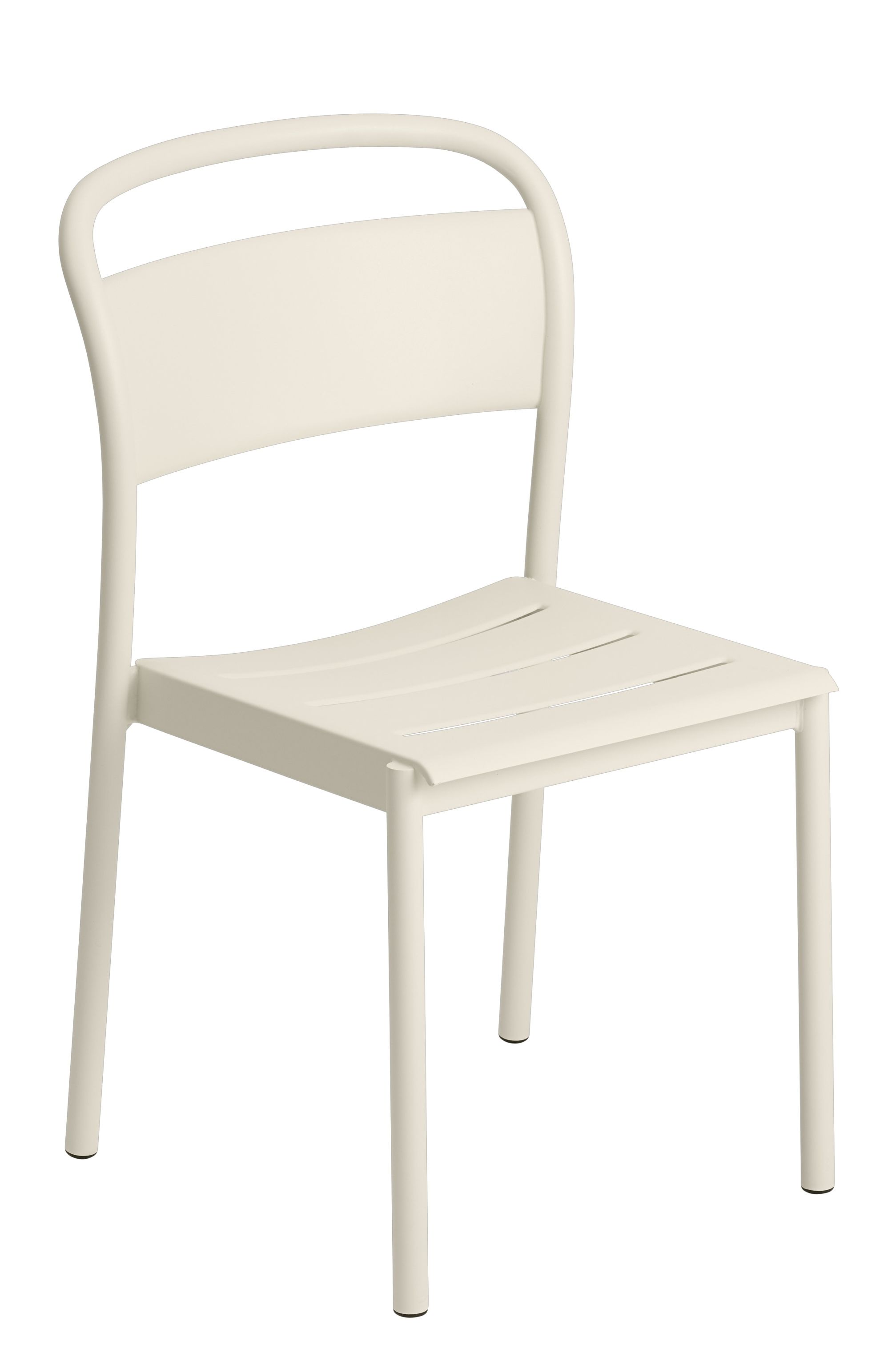 Muuto Linear Steel Side Chair Outdoor Stuhl in Beige, minimalistisches Design mit Stahlrahmen und Rückenlehne.