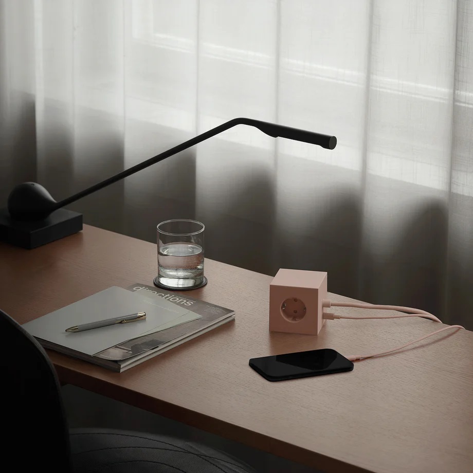 Square 1 - Avolt stopcontactblok met USB-C OPAL WIT dfp Design UNIEK EXEMPLAAR 