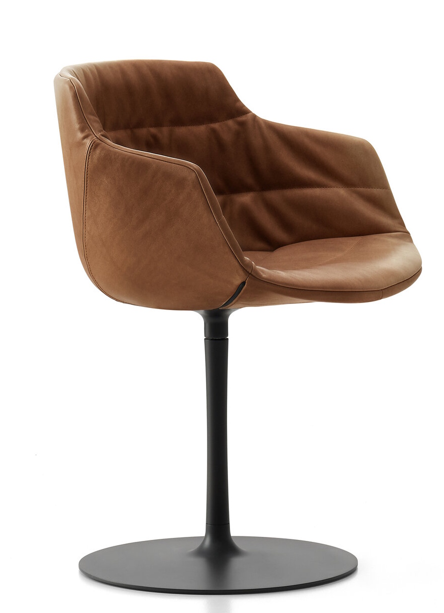 Flow Armchair, fauteuil met armleuningen van MDF Italia