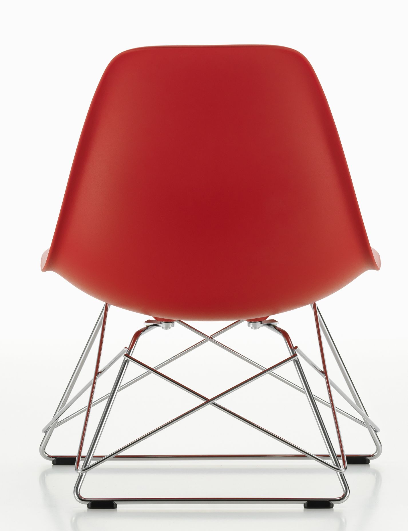 Roter Eames Plastic Side Chair LSR Stuhl von Vitra mit verchromtem Drahtgestell, Rückansicht.