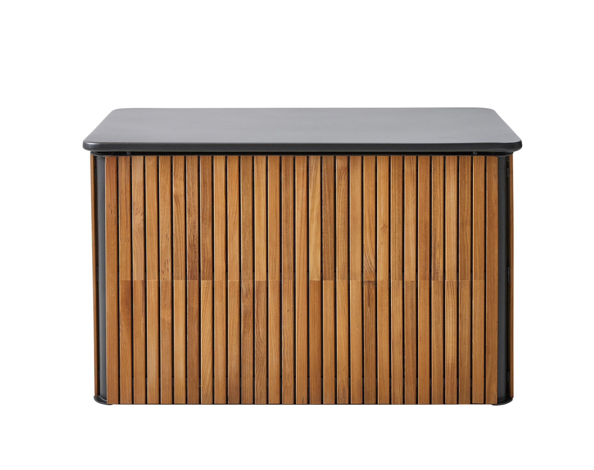Combine Kissentruhe von Cane-Line, kleine Ausführung. Gartenbox aus Teakholz mit grauem Deckel.