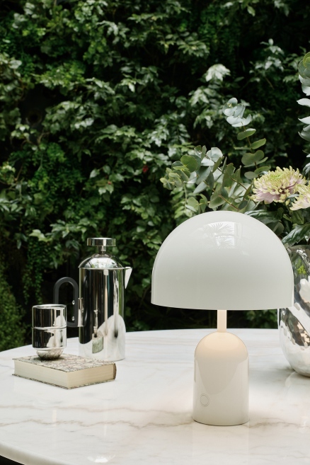 Bell draagbare LED-tafellamp / acculamp / tafellamp van Tom Dixon