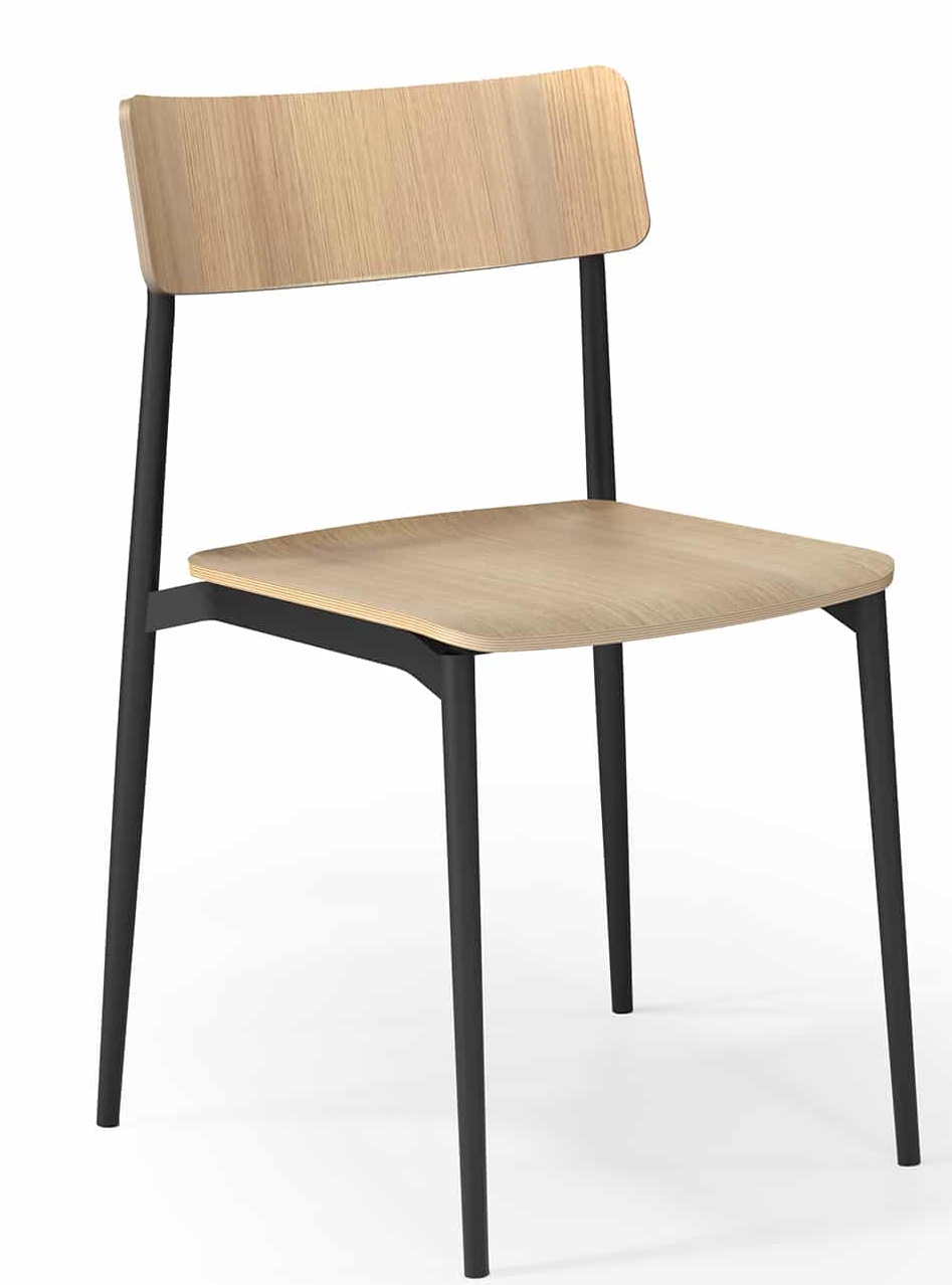 Cult-Wood Chair Stuhl von Segis  mit hellem Holz und schwarzem Metallgestell, moderne Sitzmöbel.