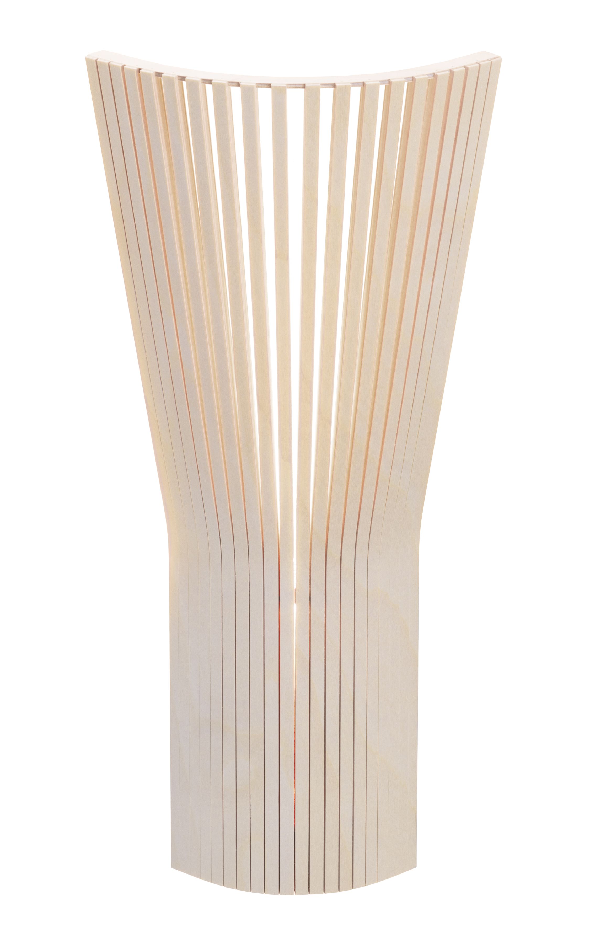 Secto Design Eckleuchte 4237 aus hellem Birkenholz, moderne Wandleuchte für indirekte Beleuchtung.