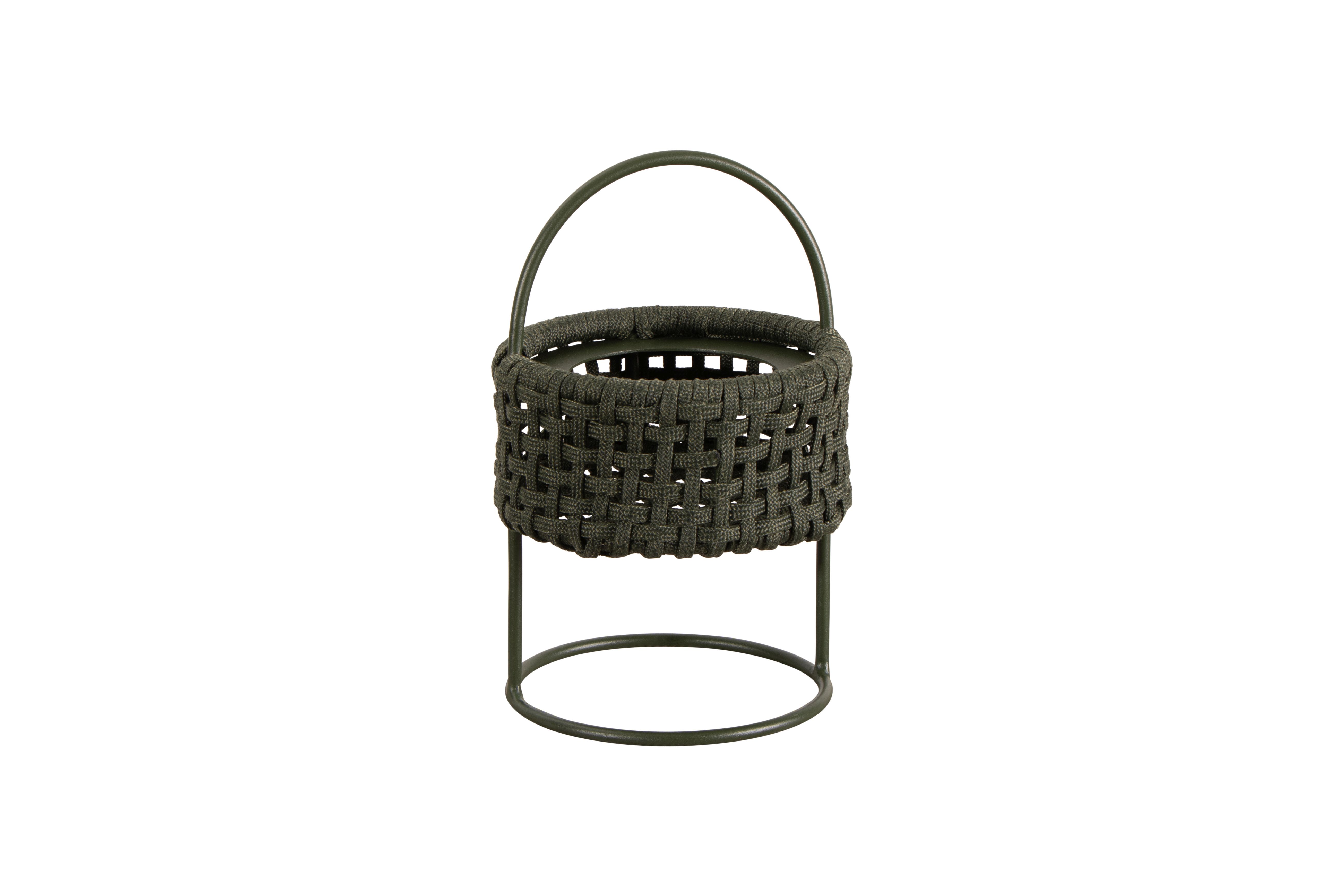 Taupefarbene Illusion Outdoor Lampe von Cane-Line, geflochtenes Design mit Tragegriff. Gartenlampe für stimmungsvolle Beleuchtung.