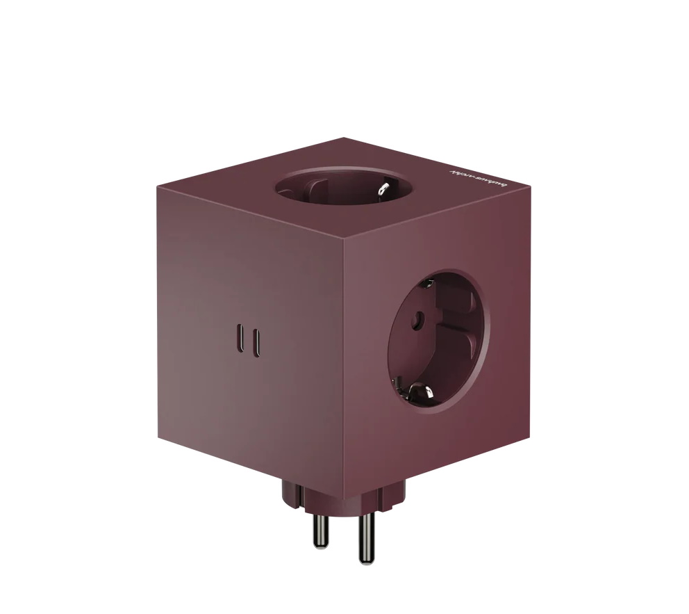 Square 2 - Avolt x Bauhaus Archiv stopcontactblok exclusieve editie Mulberry Red dfp Design